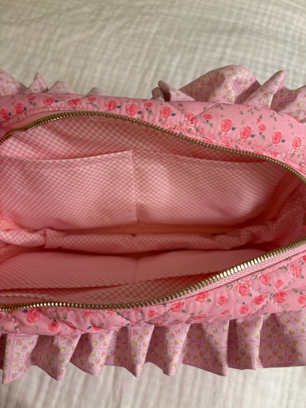 Strawberry Milk Mob Makeup Pouch Bag Pink Quilted Ruffled Pouch - Picture 4 of 6